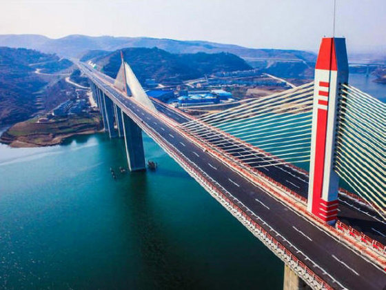 盾基建材行业新闻推荐：武汉汉江特大桥