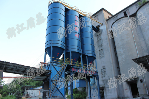 盾基压浆原材料储料罐