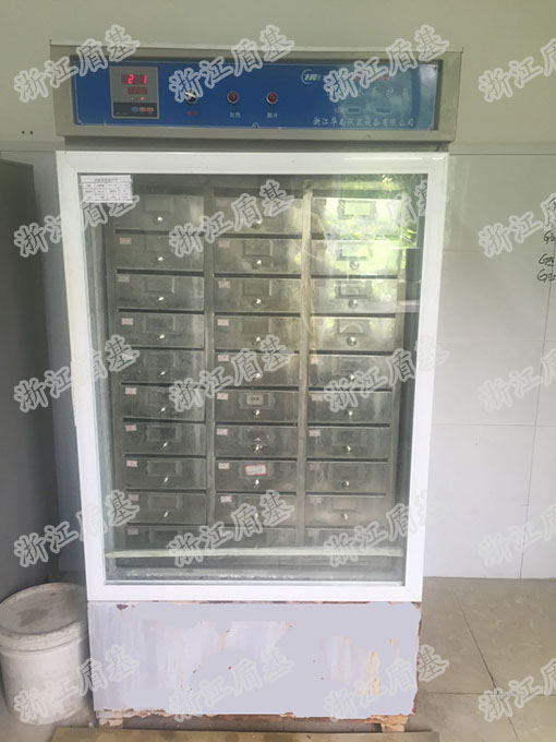 压浆料、灌浆料试块恒温水养箱
