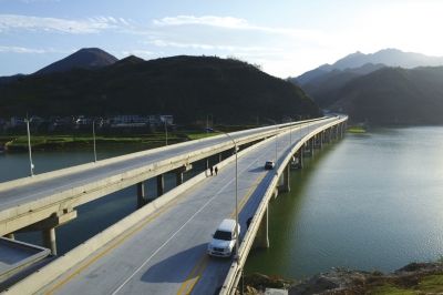 预应力孔道压浆料制造的桥梁