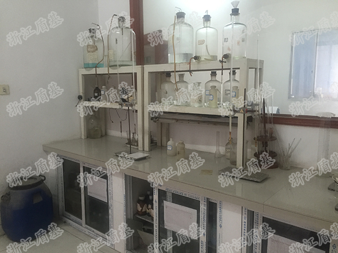 高强无收缩灌浆料原料化学分析室