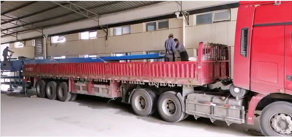 高强无收缩灌浆料自动化装车